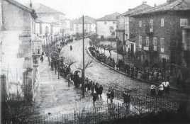 Procesión por la Calle Mayor